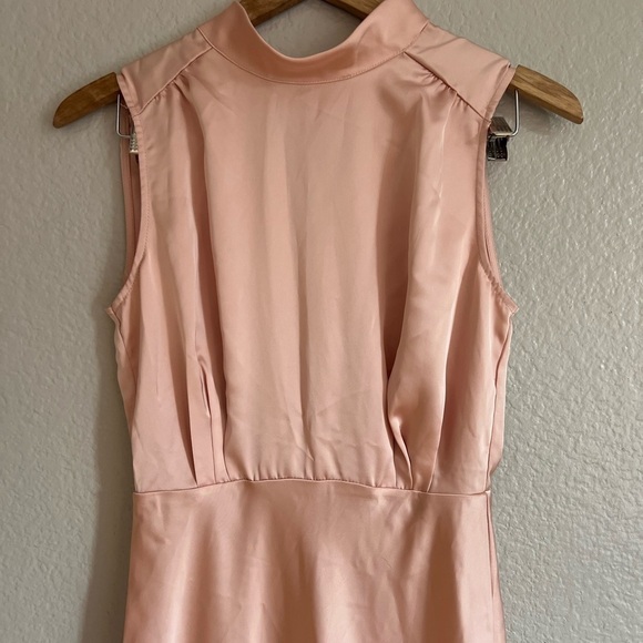 NWOT Classic Elegance Blush Satin Sleeveless Mock Neck Maxi Dress! - Picture 7 of 10